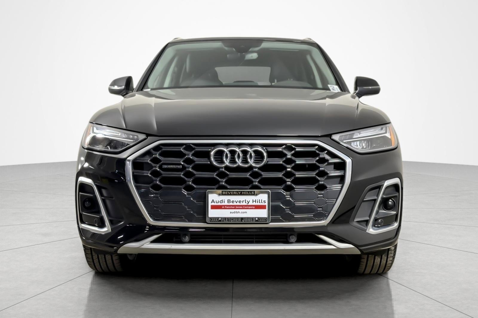 Used 2023 Audi Q5 2.0T Premium w/ Convenience Package AWD/4WD image 8