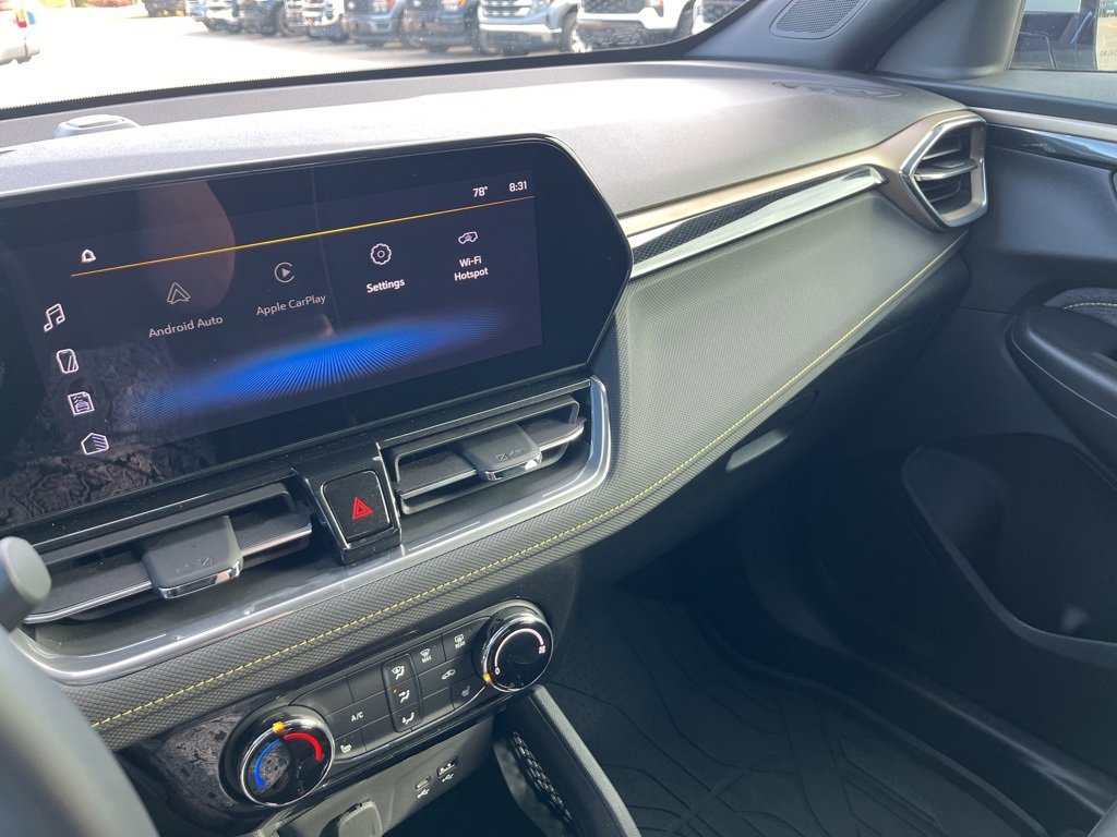 Used 2025 Chevrolet TrailBlazer ACTIV w/ Driver Confidence Package image 21