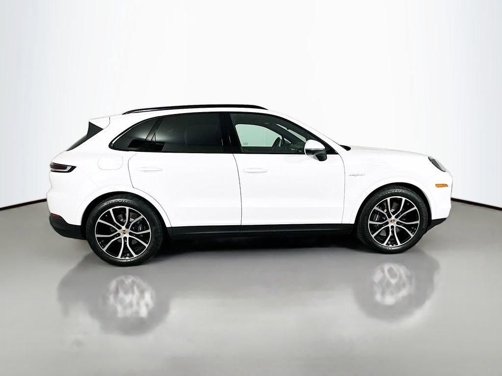 New 2024 Porsche Cayenne image 8