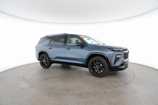 Used 2025 Chevrolet Traverse RS image 25