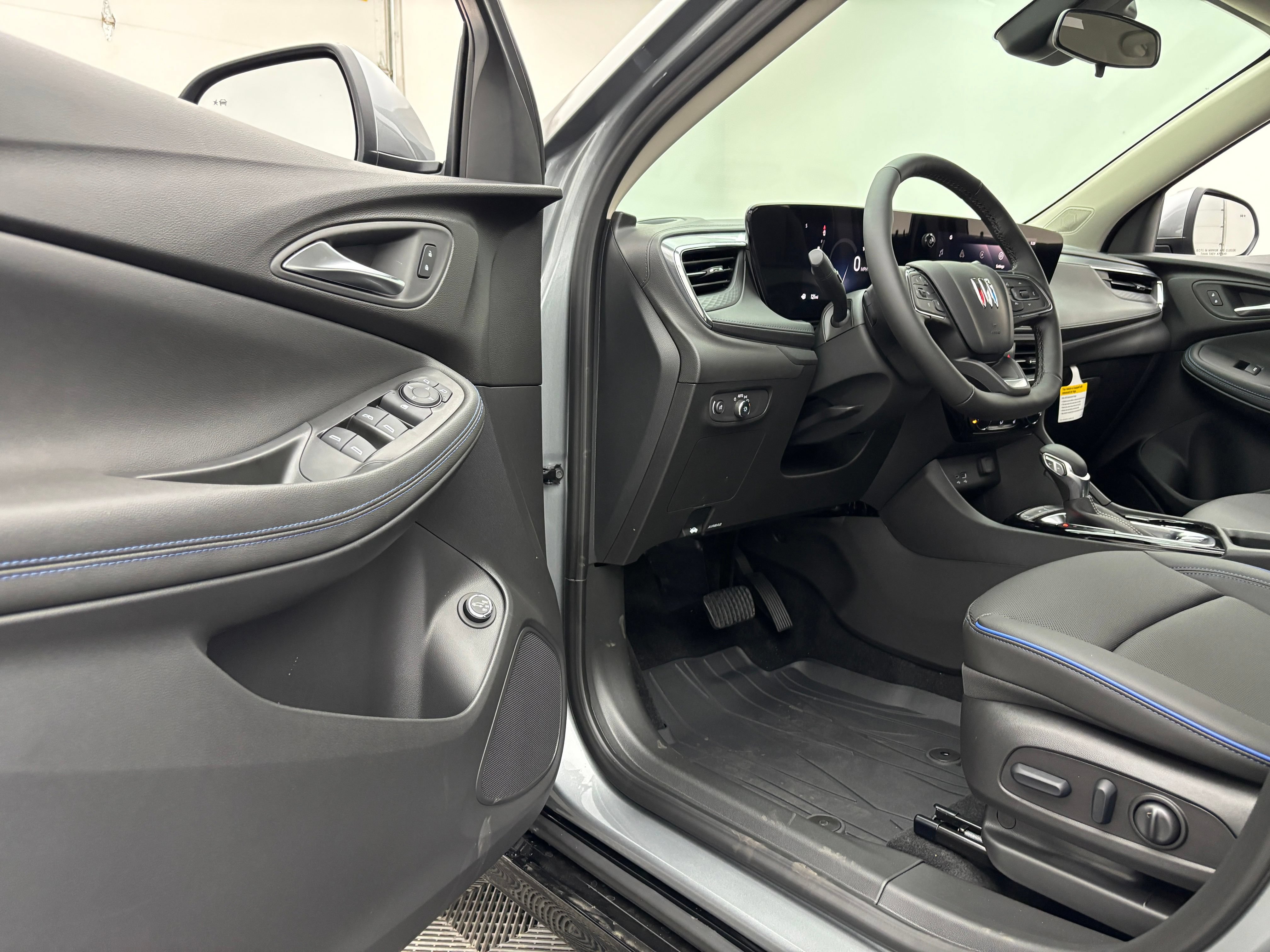 New 2026 Buick Encore GX Sport Touring w/ Comfort Package FWD image 15