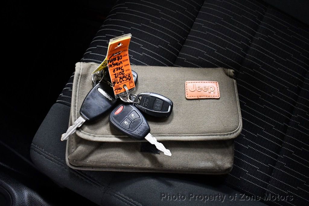 Used 2012 Jeep Wrangler Unlimited Sahara image 36