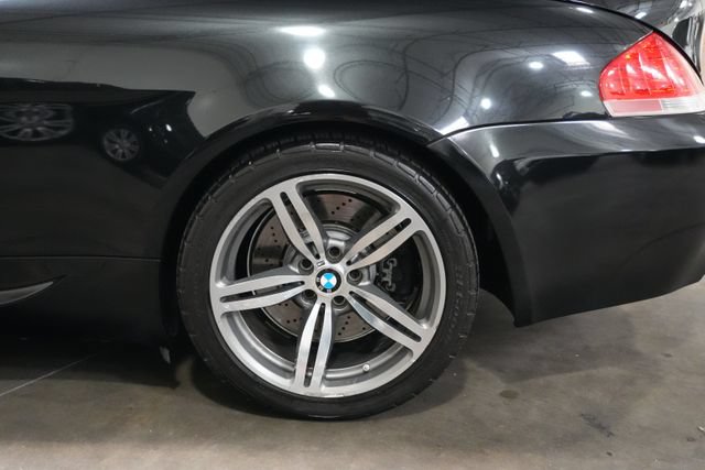 Used 2007 BMW M6 Convertible RWD image 14