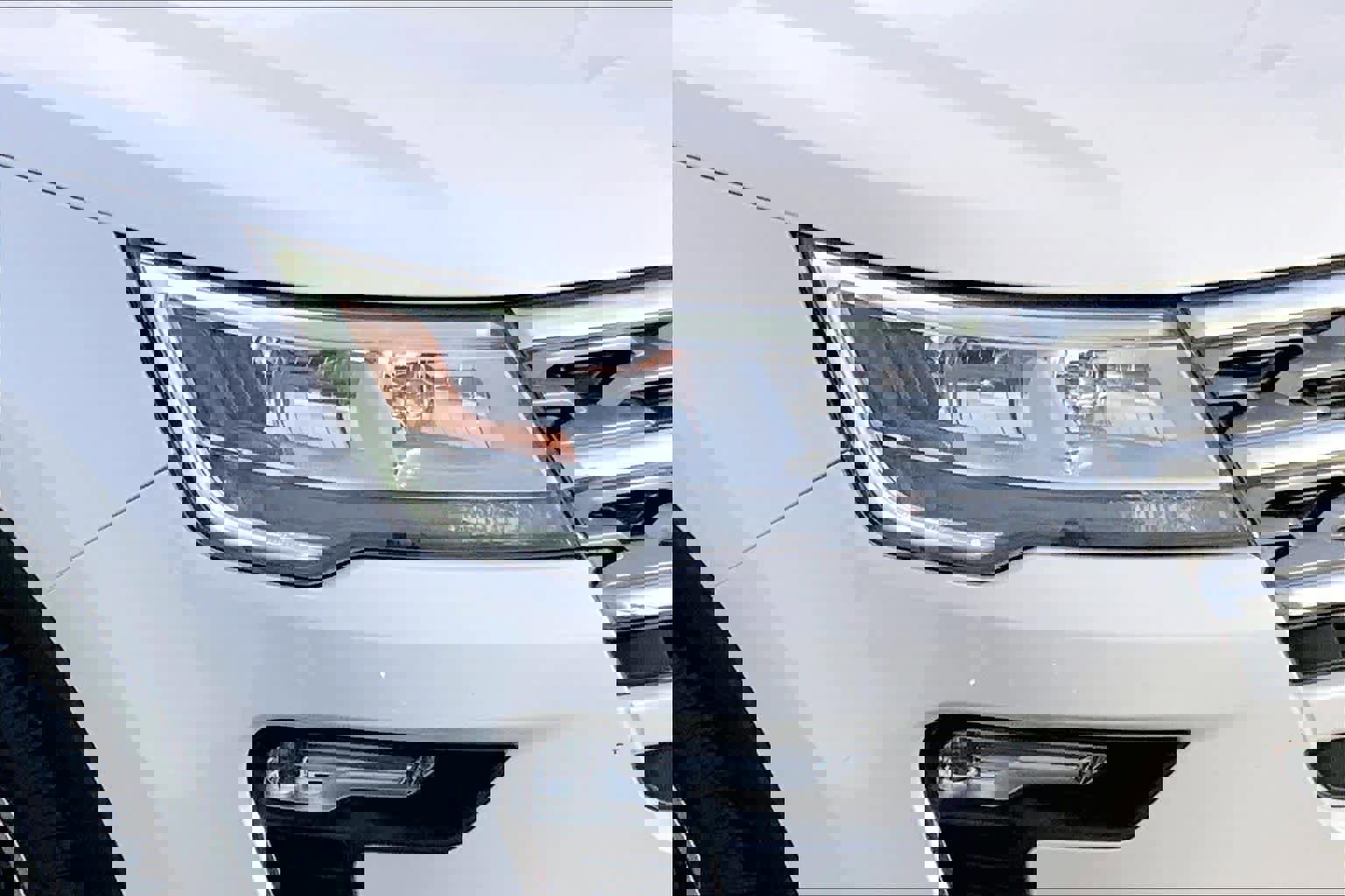 Used 2018 Ford Explorer Limited w/ Equipment Group 301A image 25