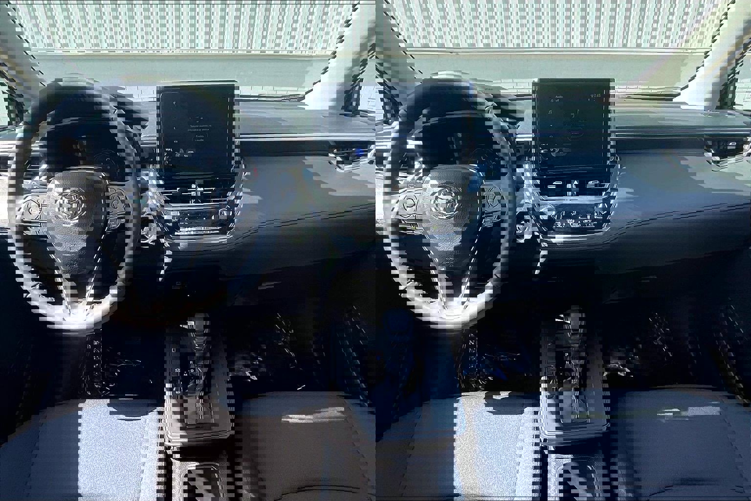 Used 2026 Toyota Corolla Cross LE image 19