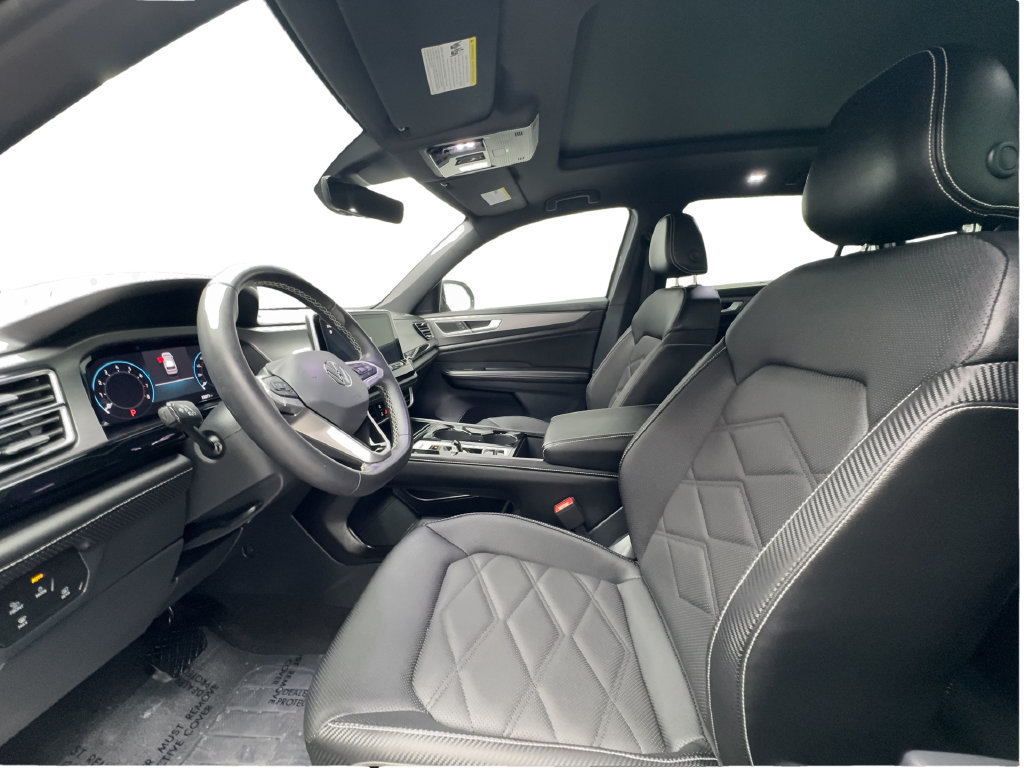 Used 2024 Volkswagen Atlas Cross Sport SE FWD image 21