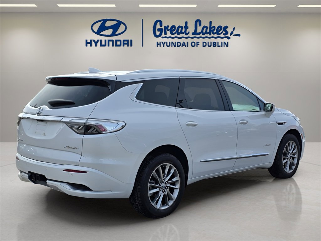 Used 2024 Buick Enclave Avenir w/ Avenir Technology Package image 5