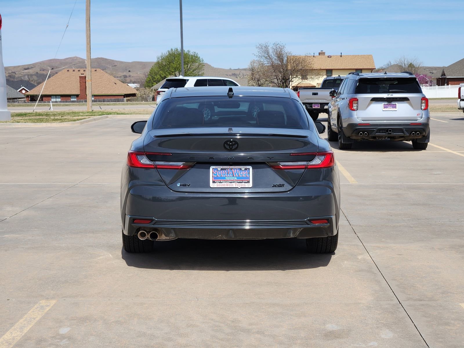 Used 2025 Toyota Camry XSE w/ Premium Package image 8
