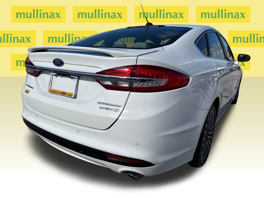 Used 2017 Ford Fusion Titanium image 4