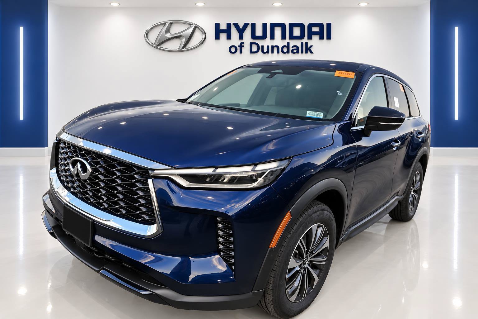 Used 2024 INFINITI QX60 Pure AWD/4WD image 3