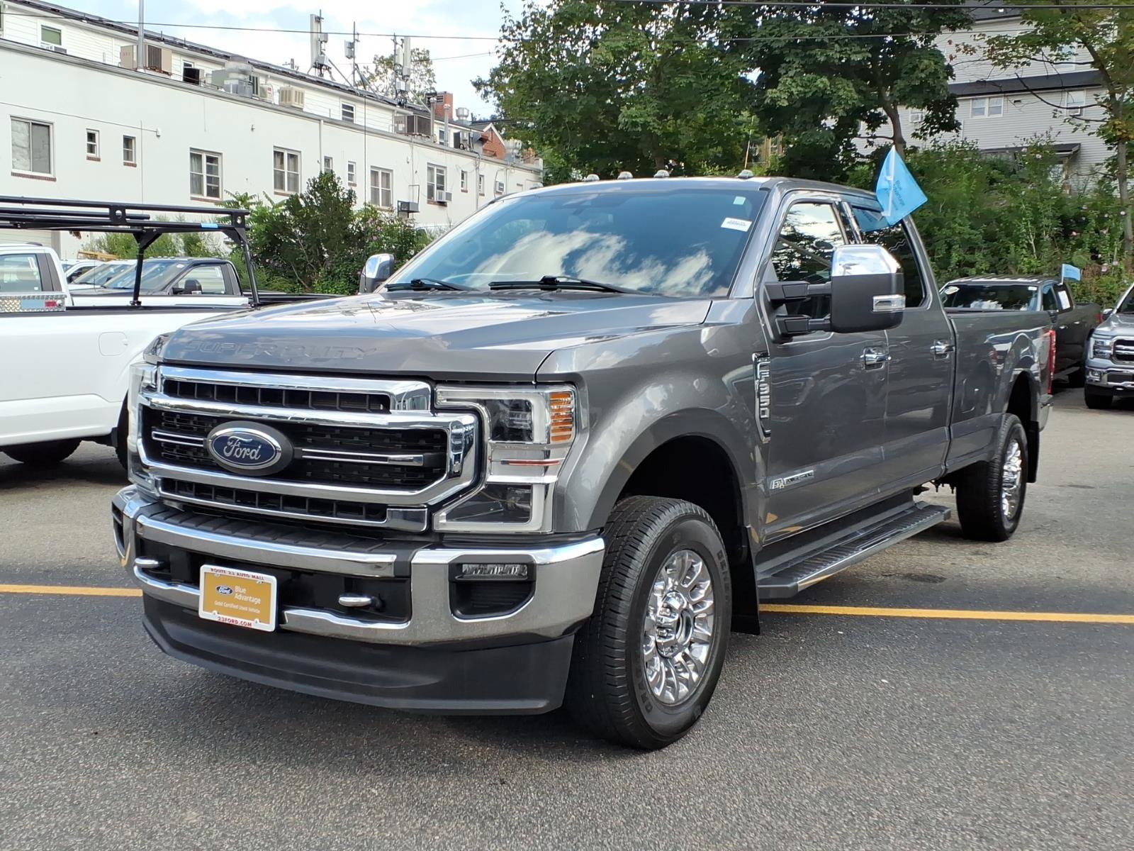 Certified 2021 Ford F350 Lariat w/ Lariat Ultimate Package AWD/4WD image 4
