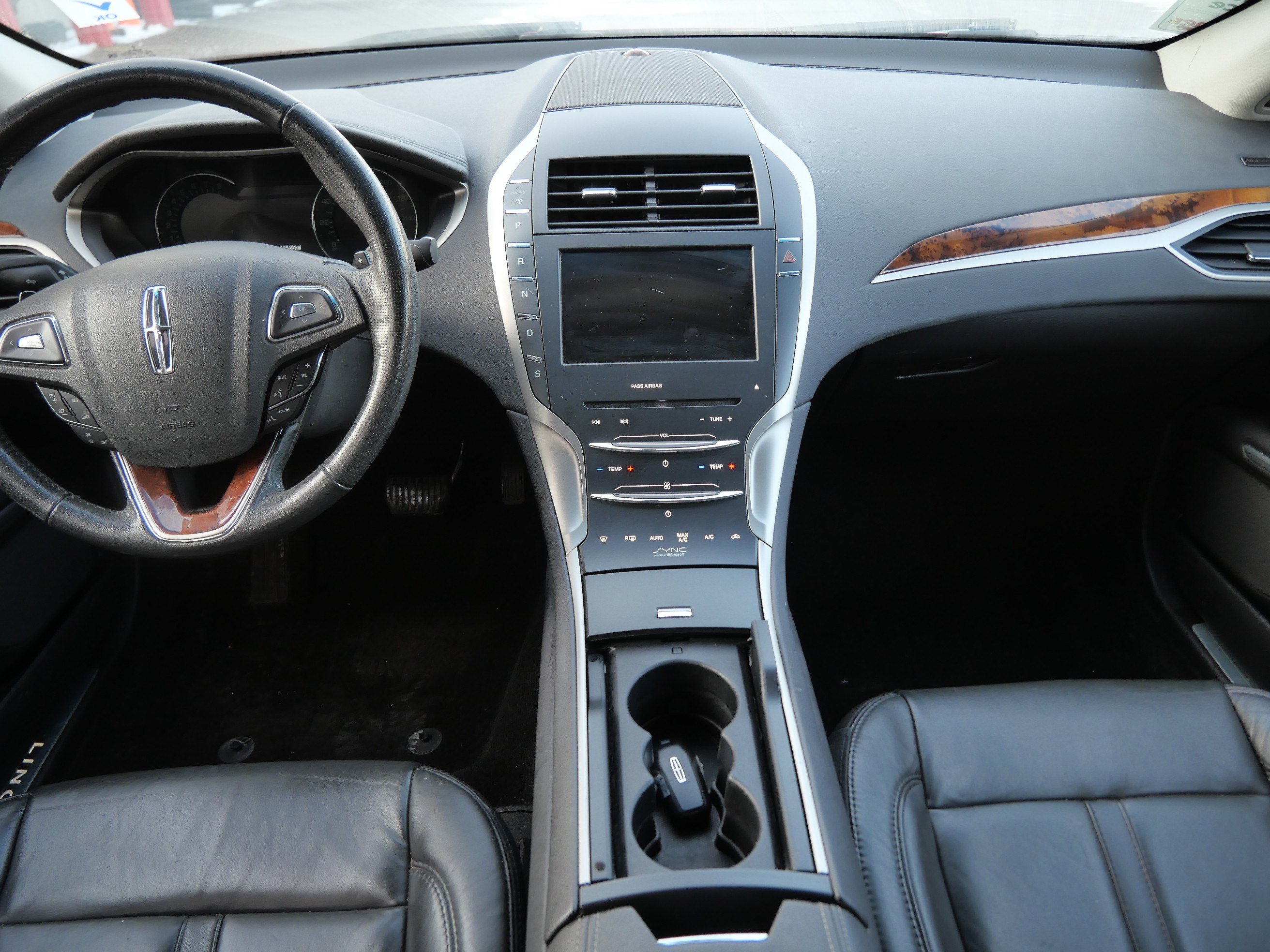 Used 2014 Lincoln MKZ image 10