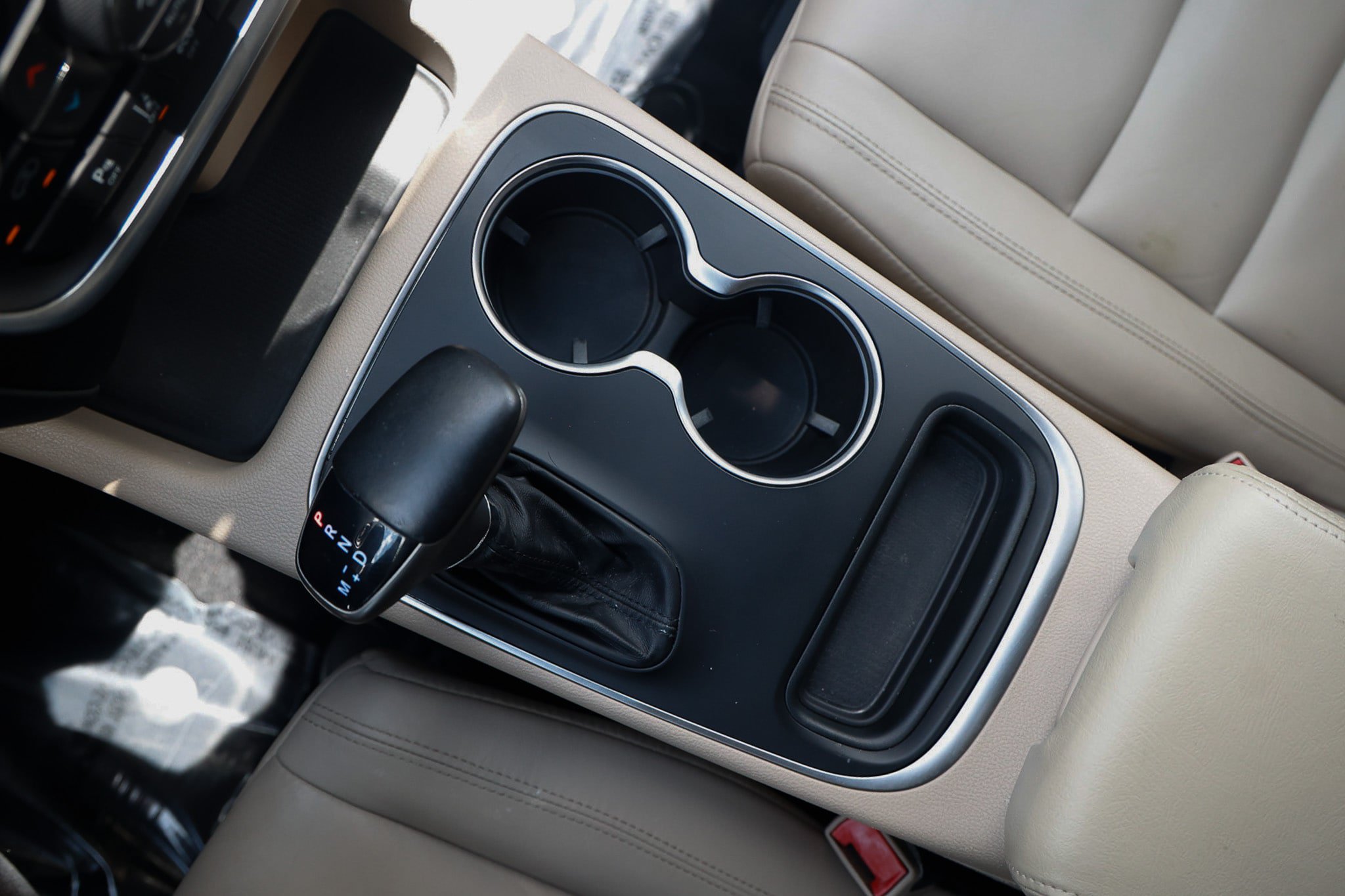 Used 2019 Dodge Durango Citadel w/ Technology Group RWD image 41