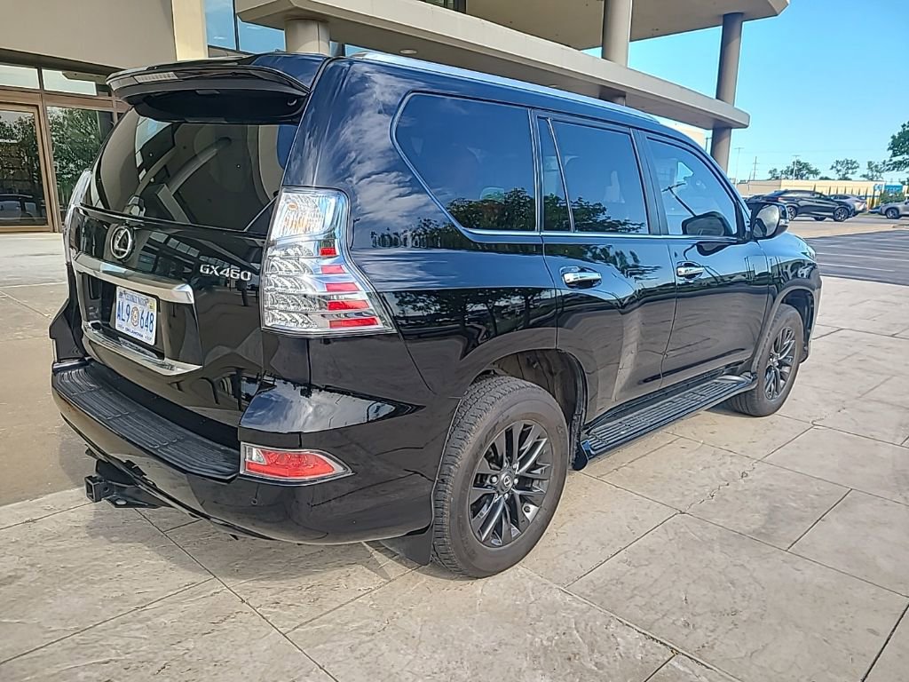 Used 2023 Lexus GX 460 Premium AWD/4WD image 3
