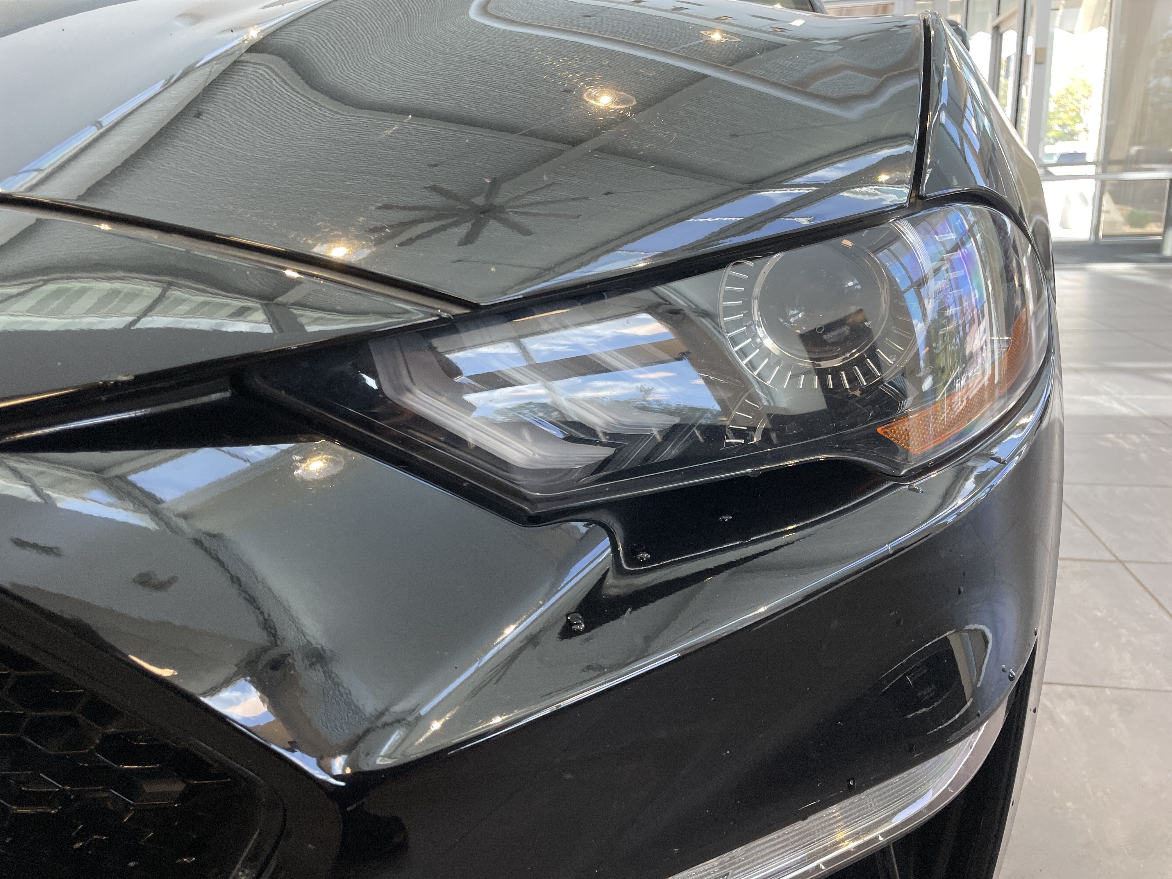 Used 2022 Ford Mustang GT Premium RWD image 5