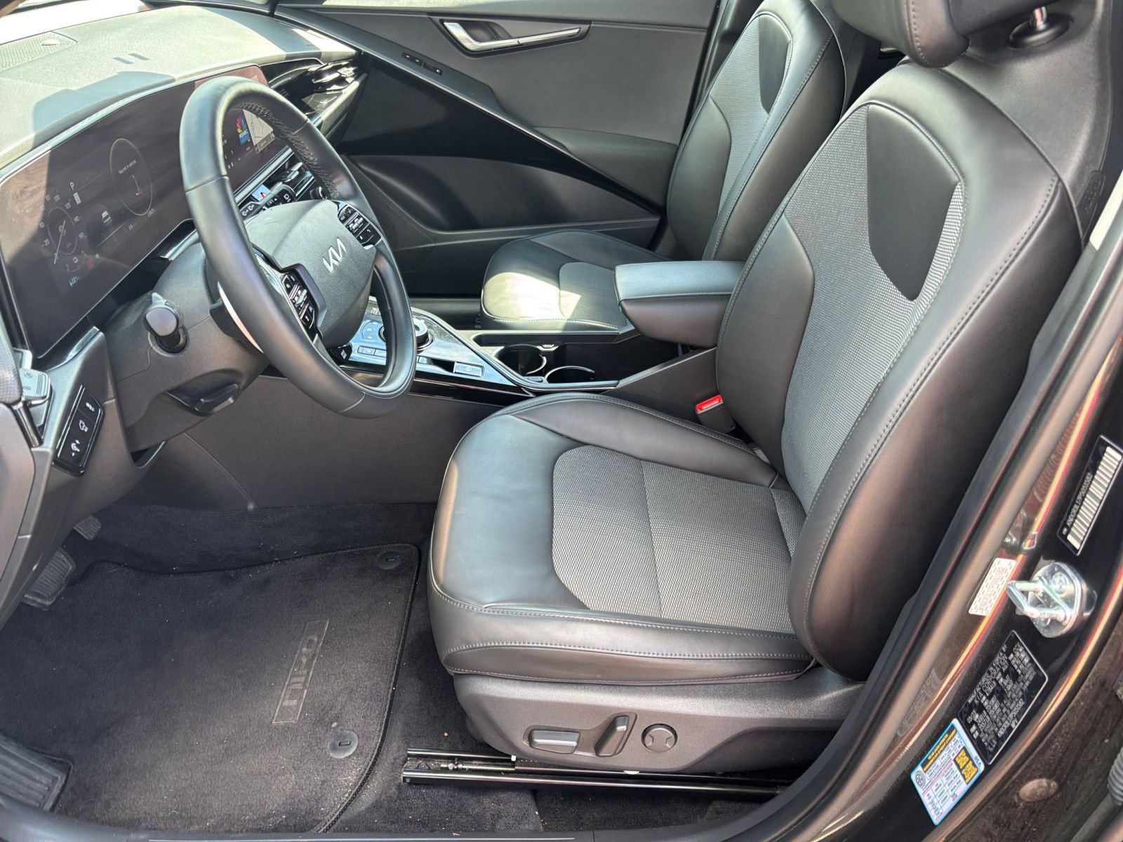 Used 2023 Kia Niro Wind w/ Wind Preserve Package image 24