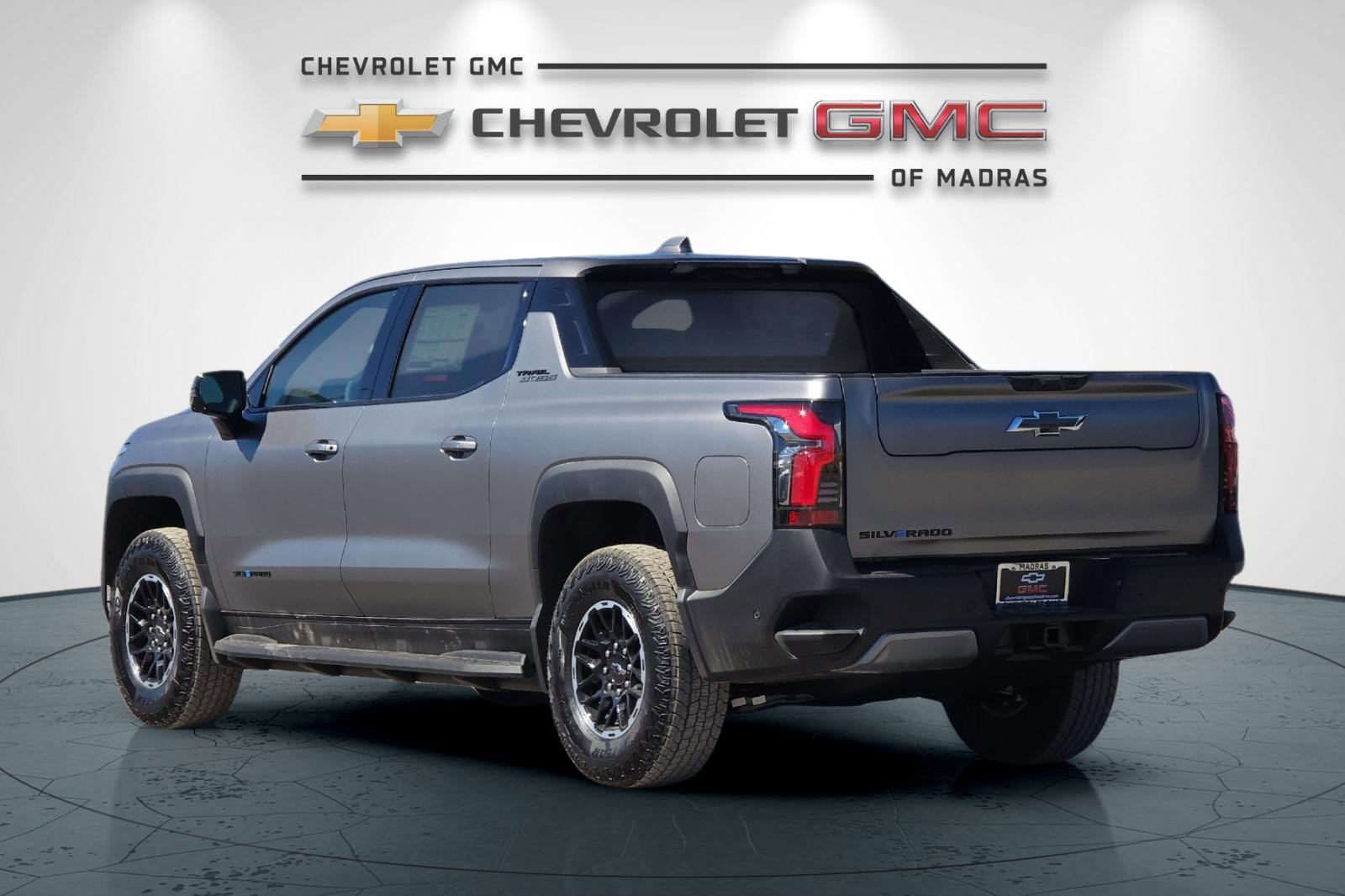 New 2026 Chevrolet Silverado EV Trail Boss image 5