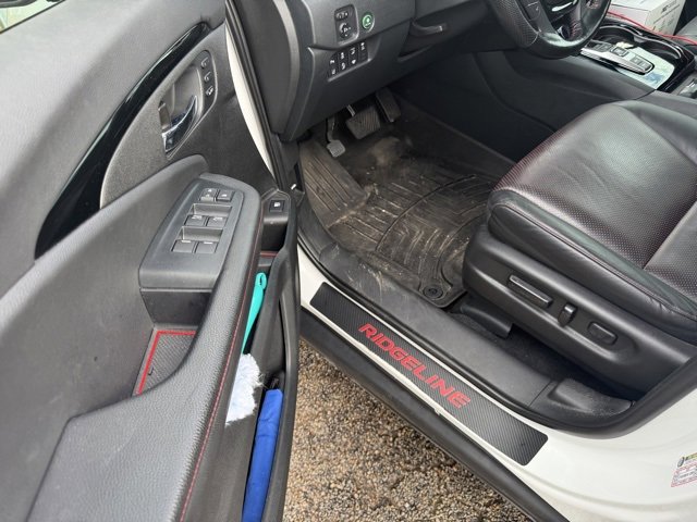 Used 2022 Honda Ridgeline Black Edition image 5