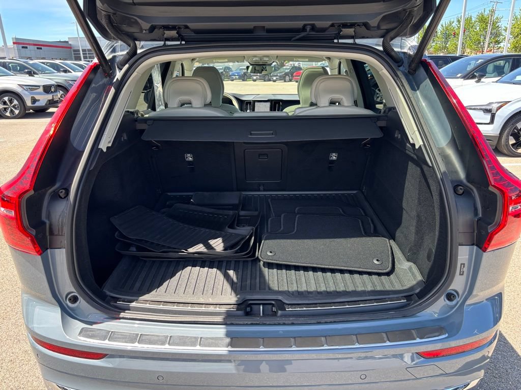 Certified 2023 Volvo XC60 B5 Plus w/ Climate Package AWD/4WD image 26