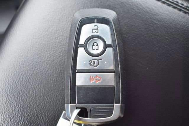 Used 2023 Ford Explorer XLT image 29