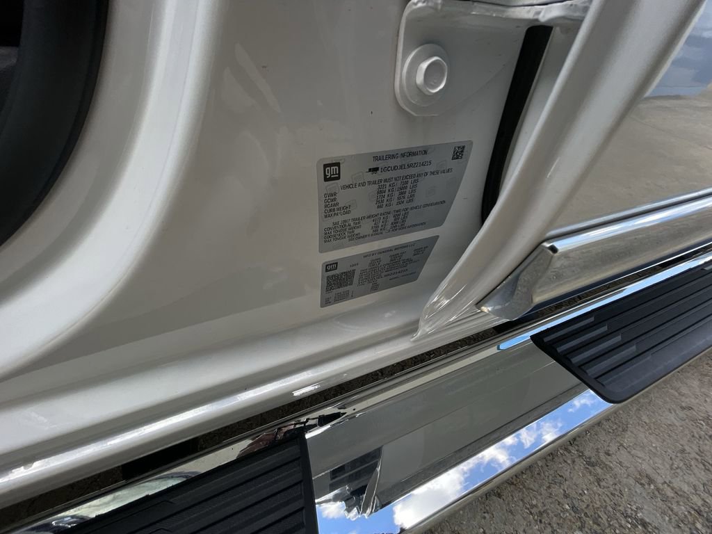 Certified 2024 Chevrolet Silverado 1500 High Country w/ High Country Premium Package AWD/4WD image 34