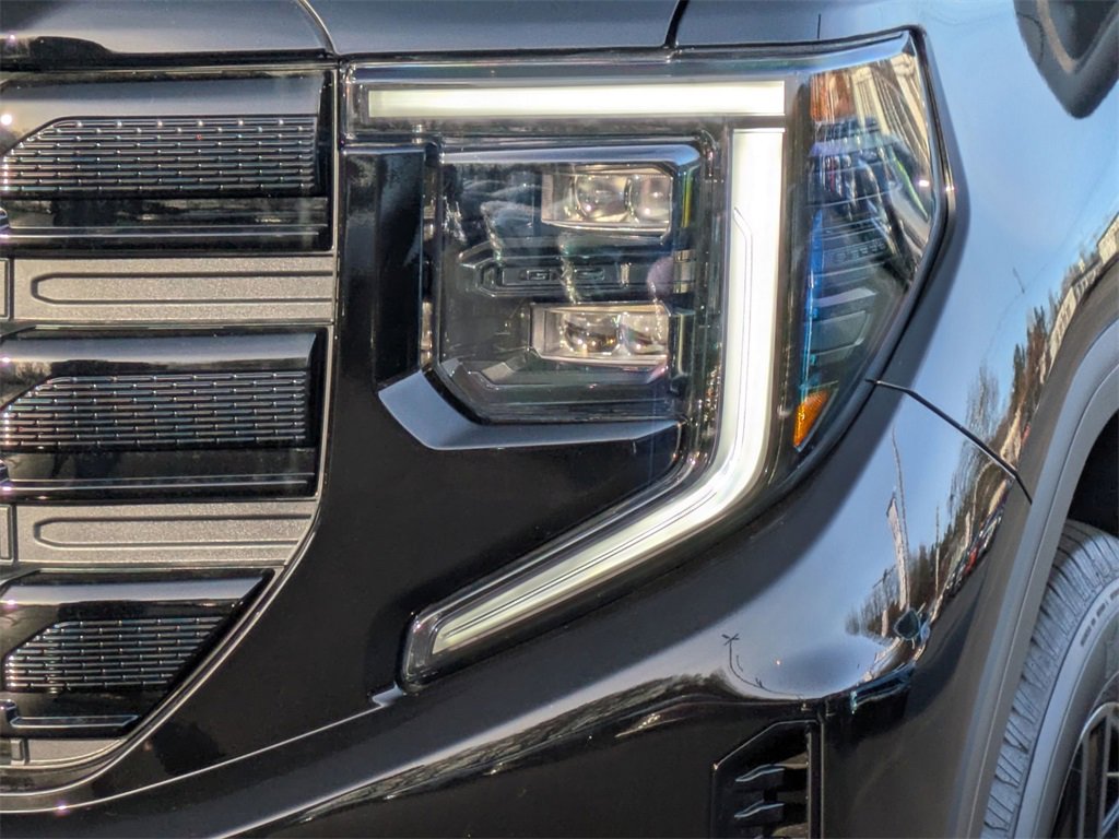 New 2026 GMC Sierra 1500 Elevation image 7