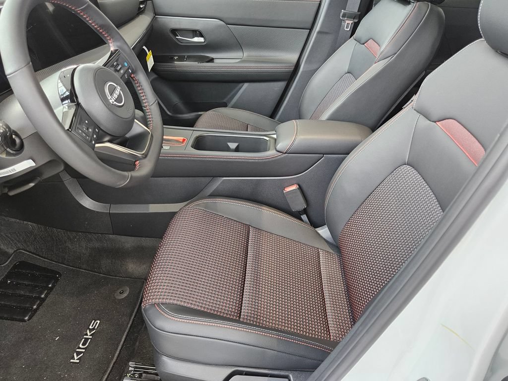 New 2026 Nissan Kicks SR w/ SR Premium Package AWD/4WD image 10