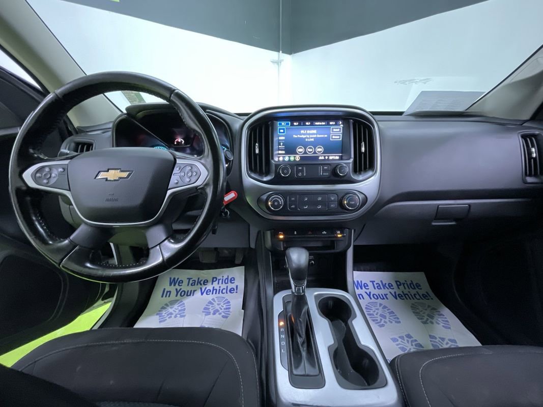 Used 2022 Chevrolet Colorado LT w/ Fleet Safety Package AWD/4WD image 19