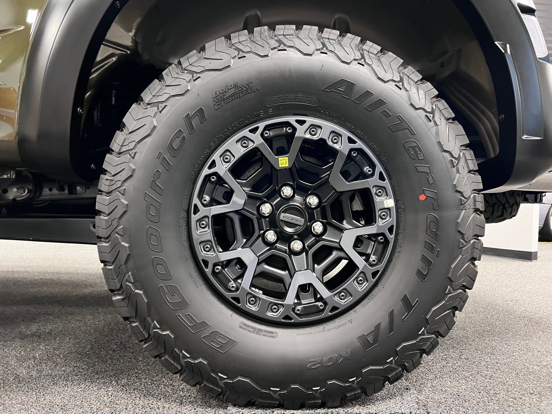 Used 2025 Ford F150 Raptor w/ Equipment Group 803A Raptor R image 15