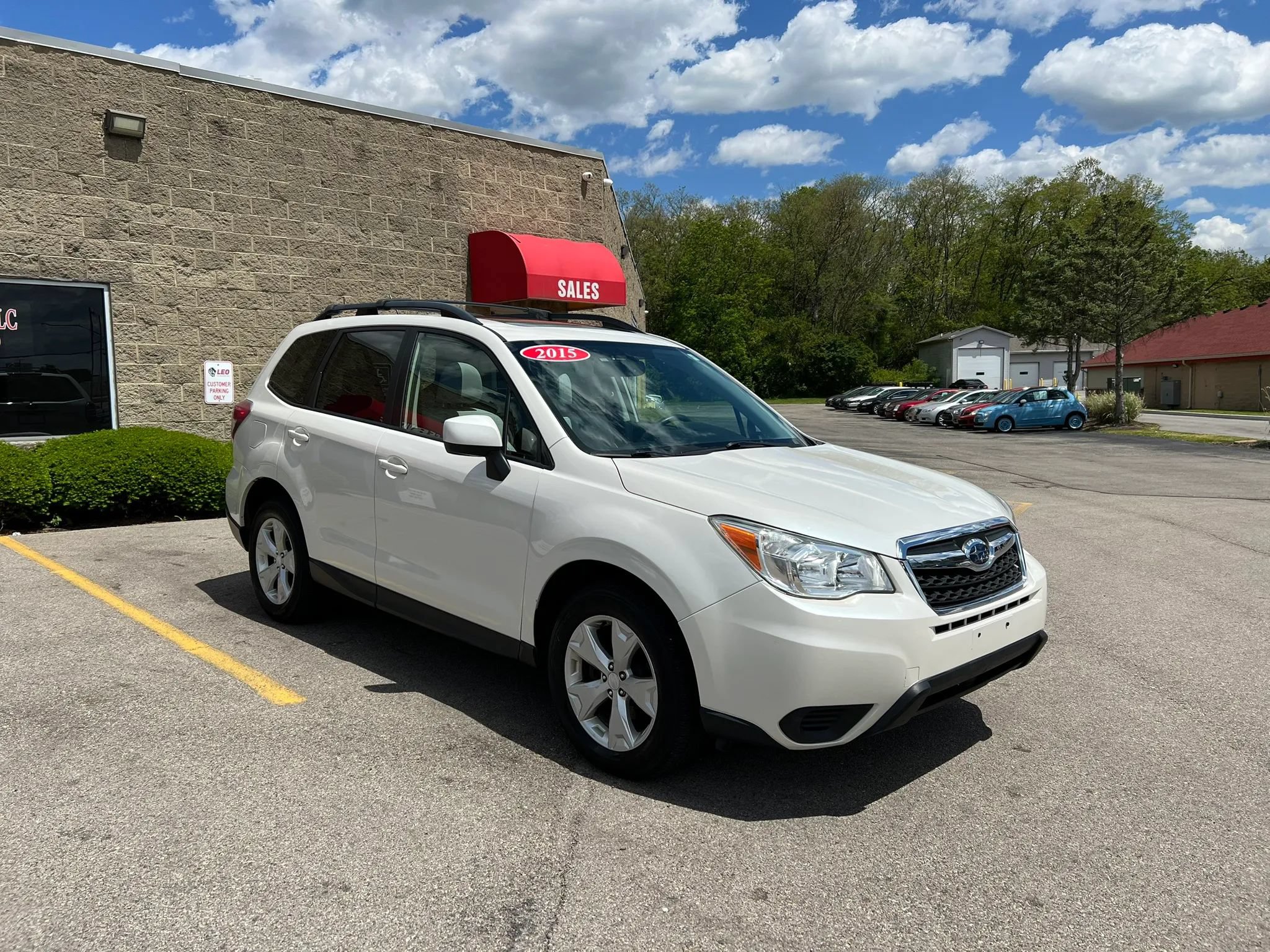 Used 2015 Subaru Forester 2.5i Premium w/ All-Weather Package AWD/4WD image 3