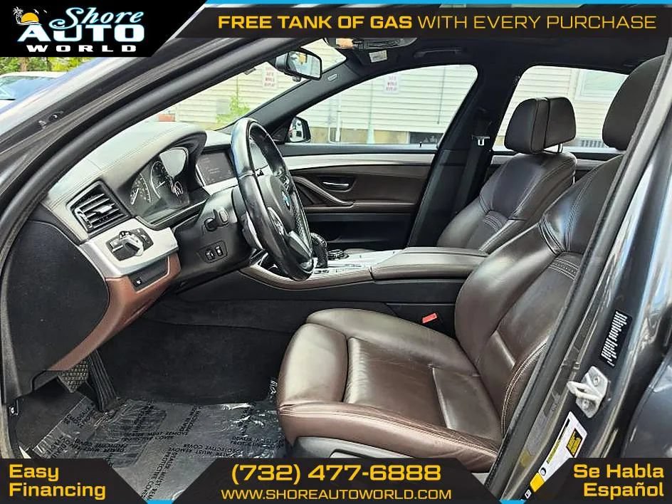Used 2016 BMW 550i xDrive Sedan AWD/4WD image 9