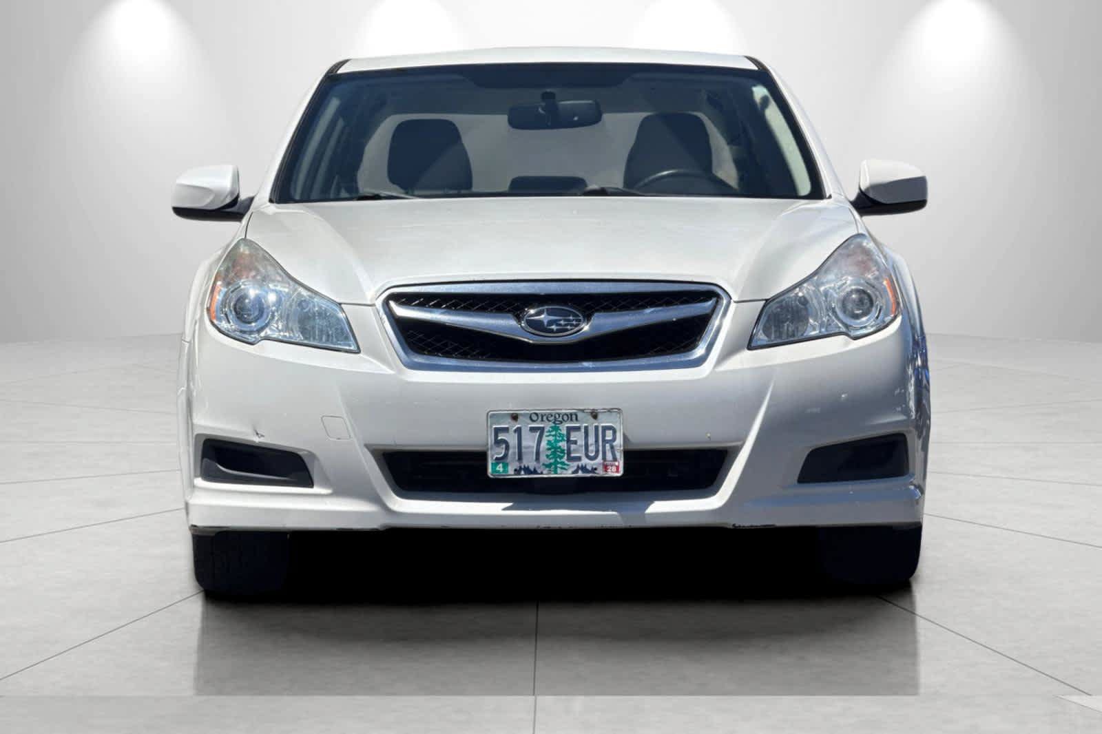 Used 2010 Subaru Legacy 2.5i Premium AWD/4WD image 10