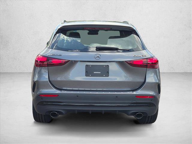 New 2026 Mercedes-Benz GLA 35 AMG 4MATIC image 7