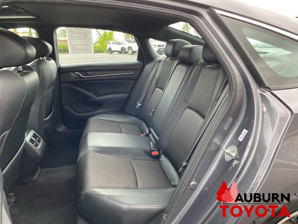 Used 2018 Honda Accord Sport image 21