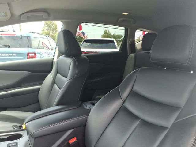 Used 2023 Nissan Murano SV w/ SV Midnight Edition Package AWD/4WD image 15
