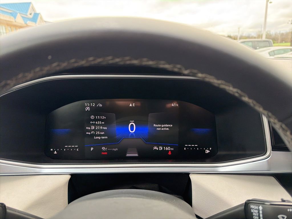 Used 2025 Volkswagen Taos SE AWD/4WD image 18