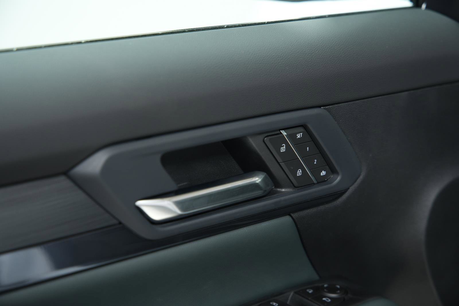 New 2026 GMC Terrain AT4 w/ Convenience Package III image 24