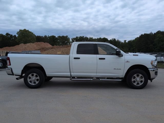 Used 2024 RAM 3500 Big Horn AWD/4WD image 3