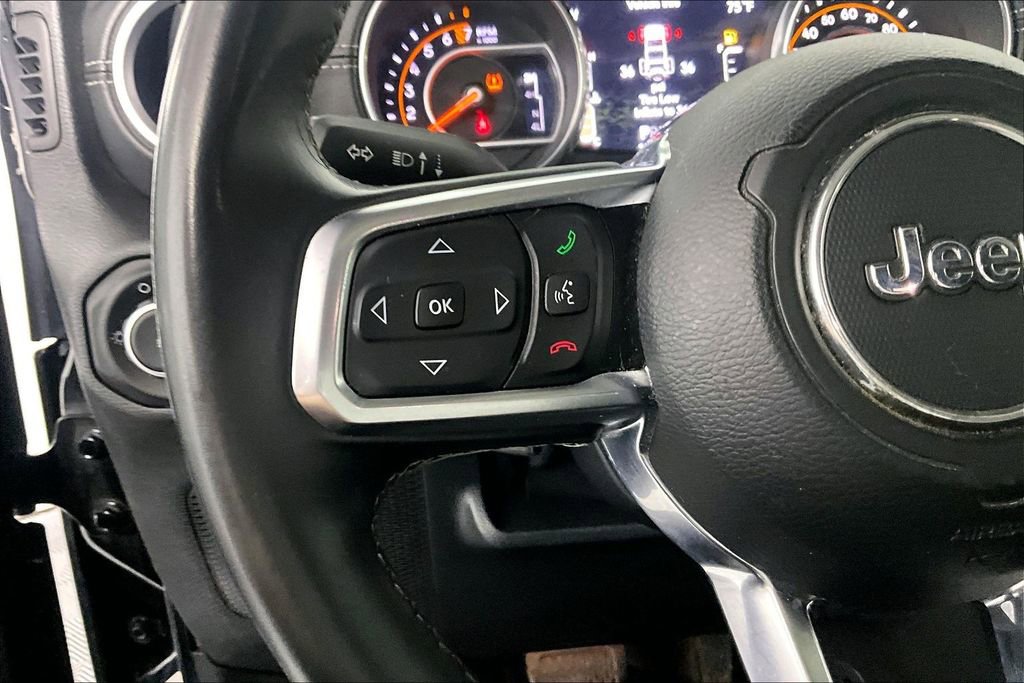 Used 2018 Jeep Wrangler Unlimited Sahara AWD/4WD image 18
