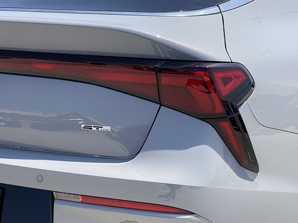 New 2026 Kia K5 GT-Line FWD image 4