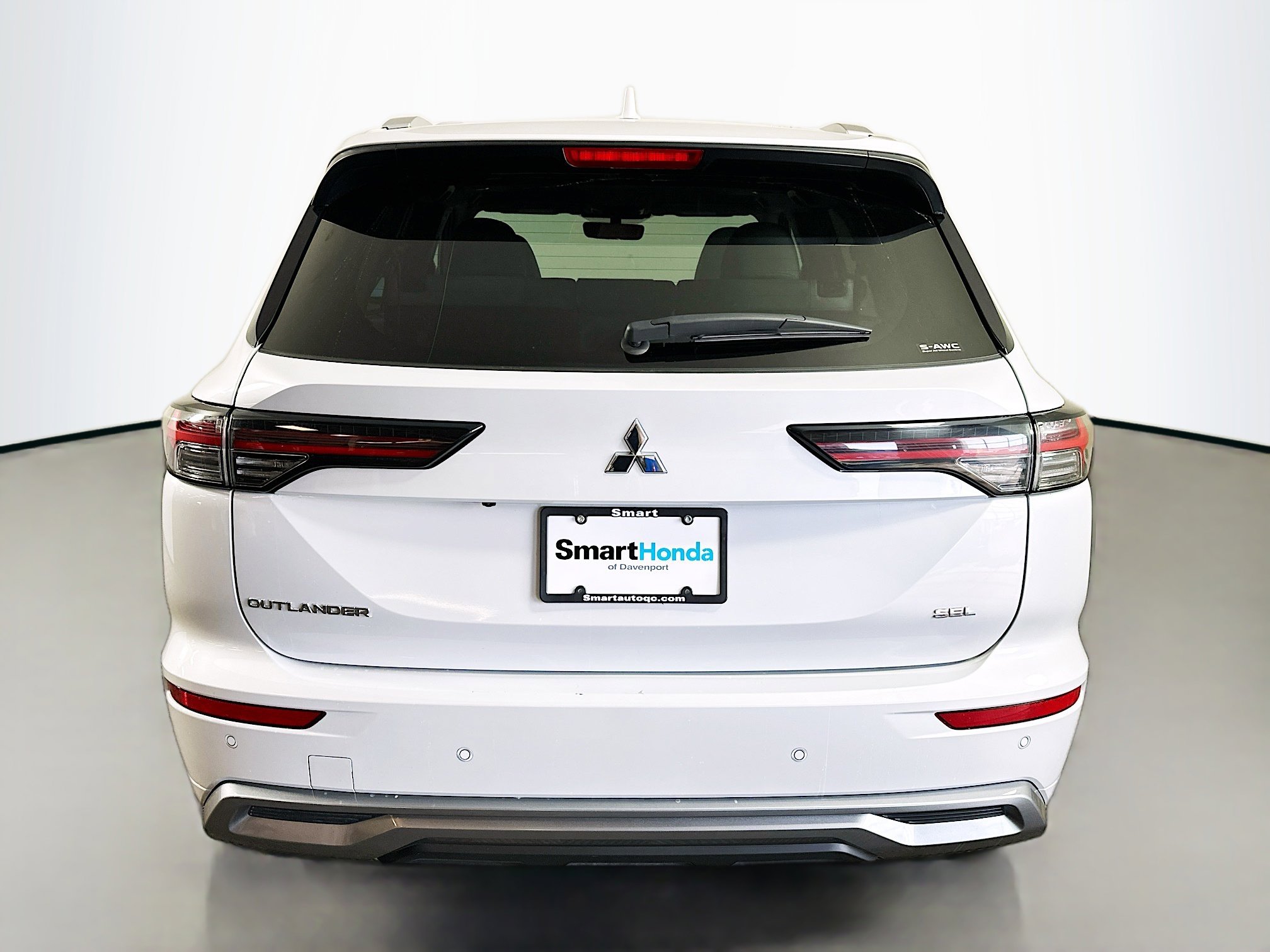 Used 2025 Mitsubishi Outlander SEL image 6