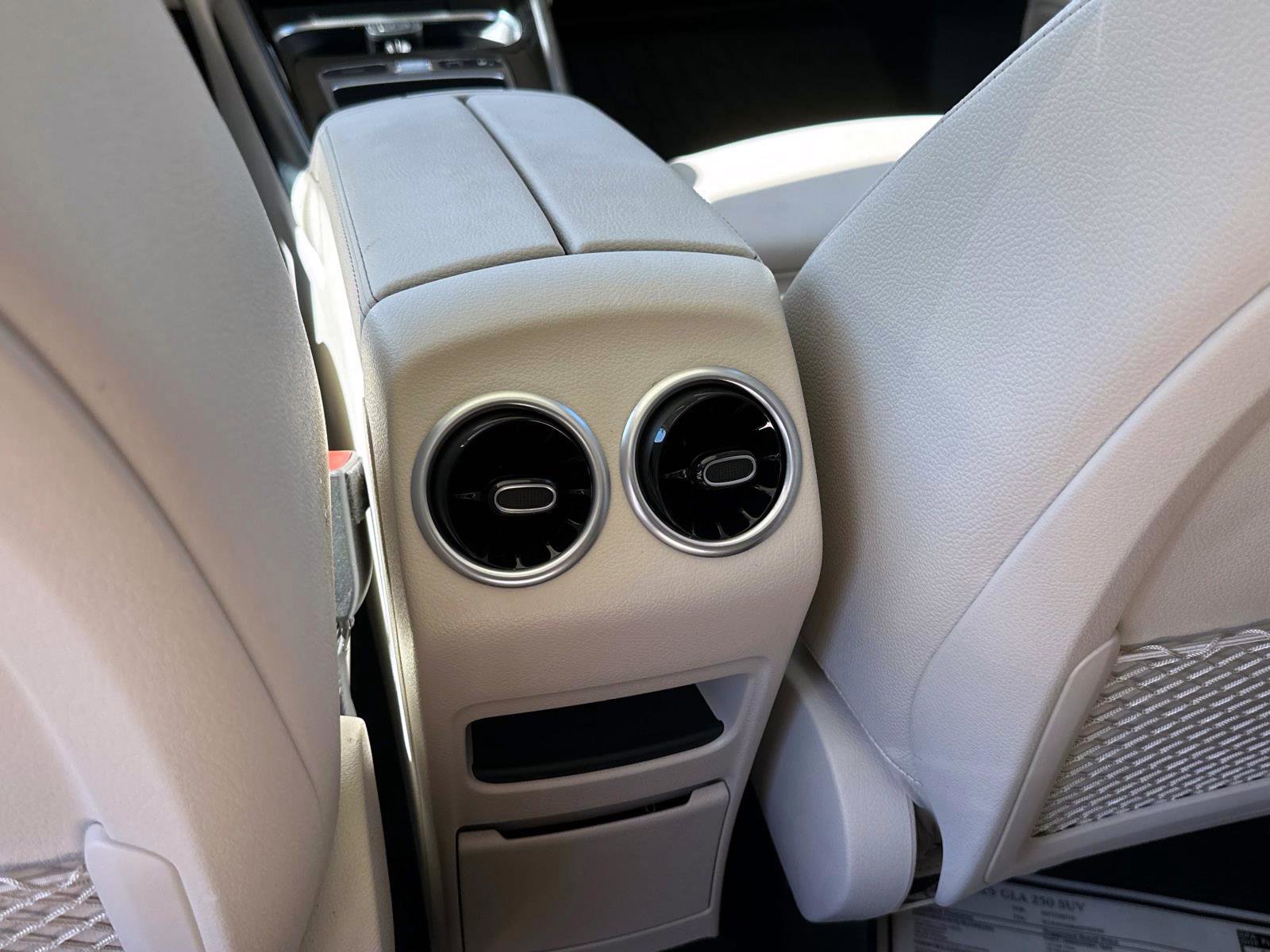 Certified 2025 Mercedes-Benz GLA 250 image 15