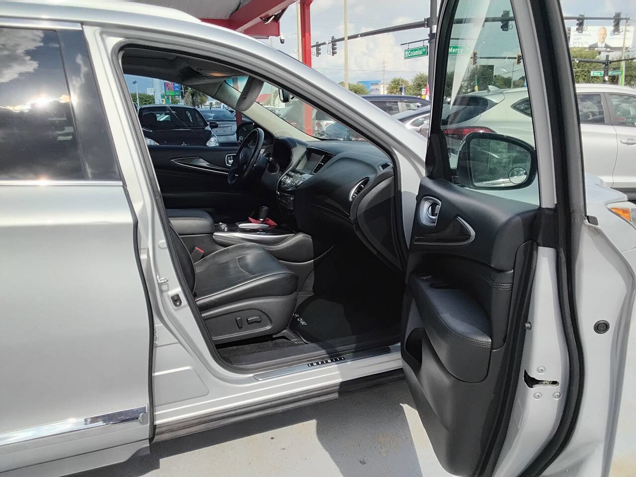 Used 2014 INFINITI QX60 Base AWD 4dr SUV w/ Premium Plus Package image 5