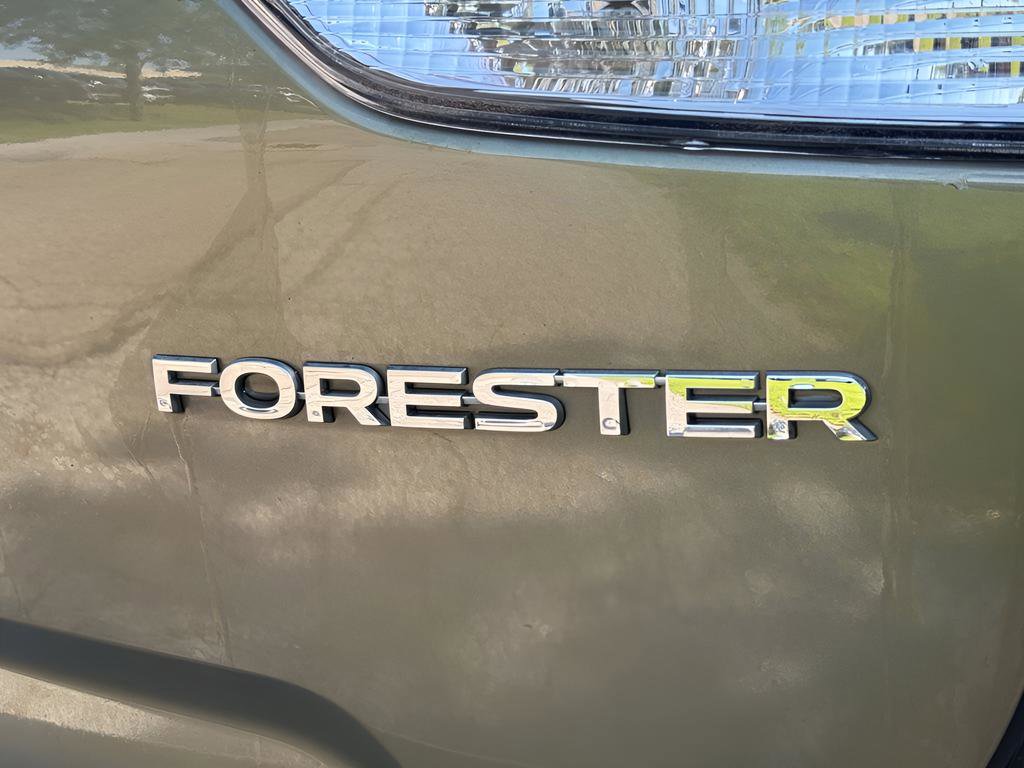 Used 2023 Subaru Forester Limited AWD/4WD image 9