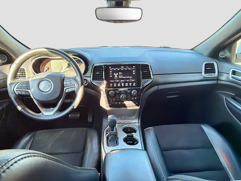 Used 2019 Jeep Grand Cherokee Altitude image 17