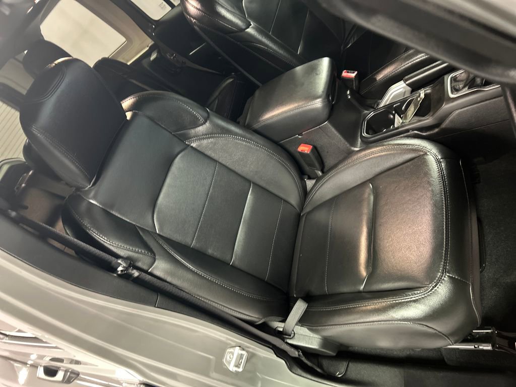 Used 2020 Jeep Wrangler Unlimited Sahara AWD/4WD image 23
