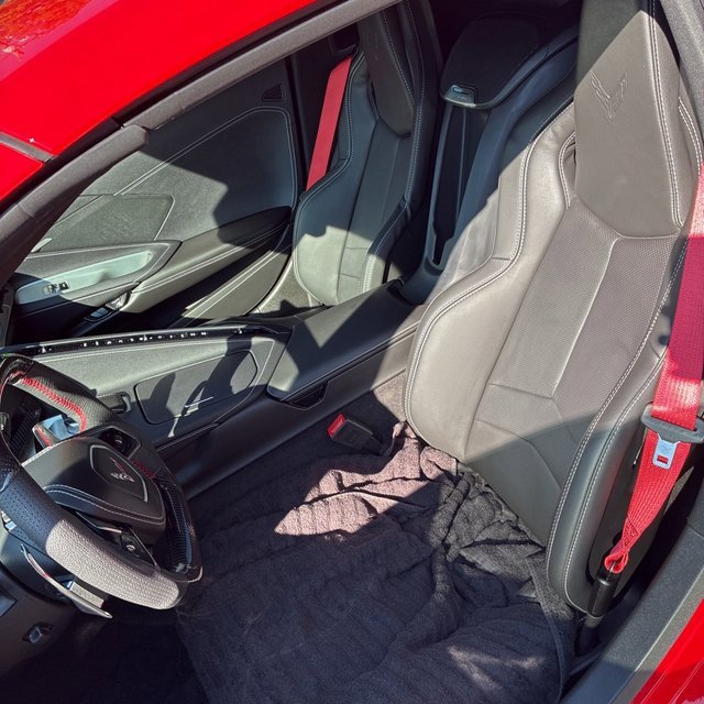 Used 2025 Chevrolet Corvette Z06 image 5