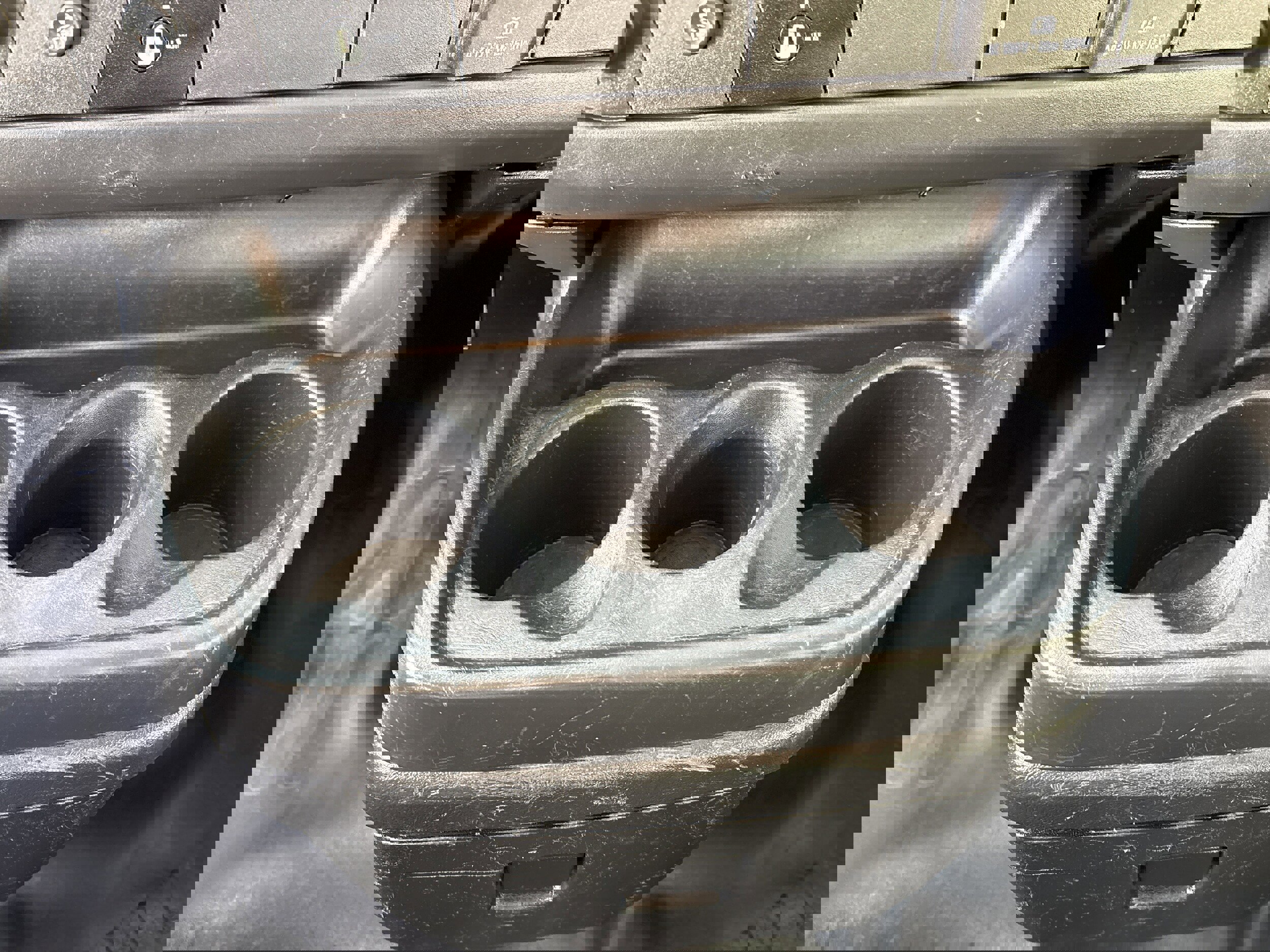 Used 2015 GMC Savana 3500 Extended image 18