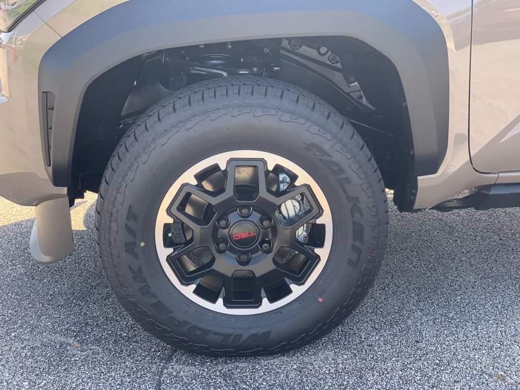 New 2026 Toyota Tacoma TRD Off-Road AWD/4WD image 30