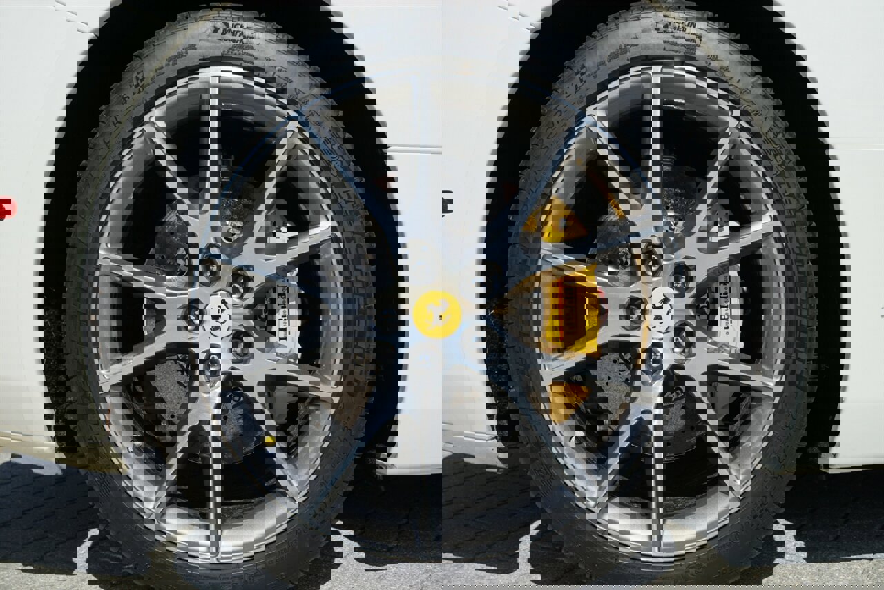 Used 2014 Ferrari California RWD image 28